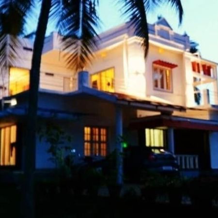 The Big Pineapple Estate Villa Udupi Exterior photo